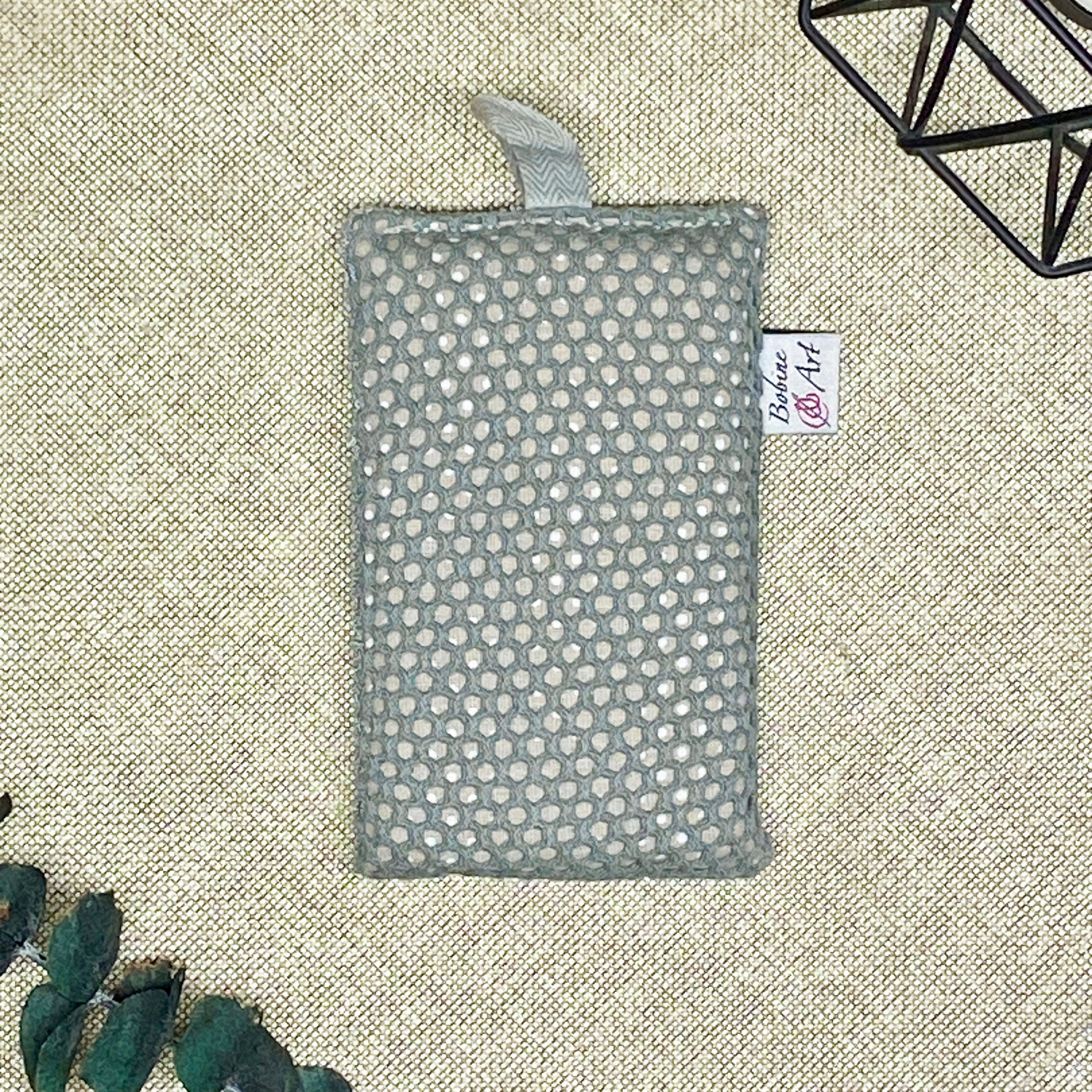 Éponge - Beige pois blancs