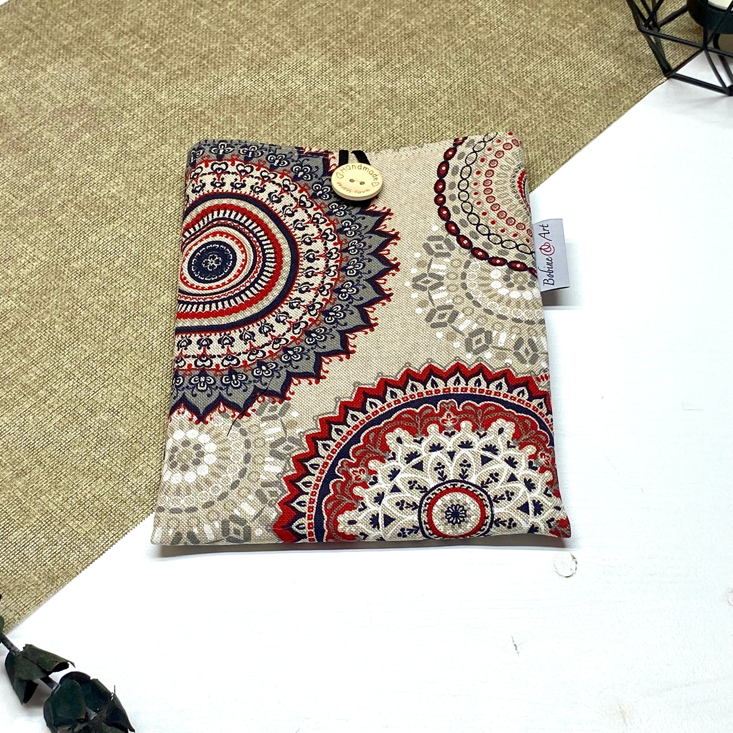 Pochette à livre de poche - Mandala rouge
