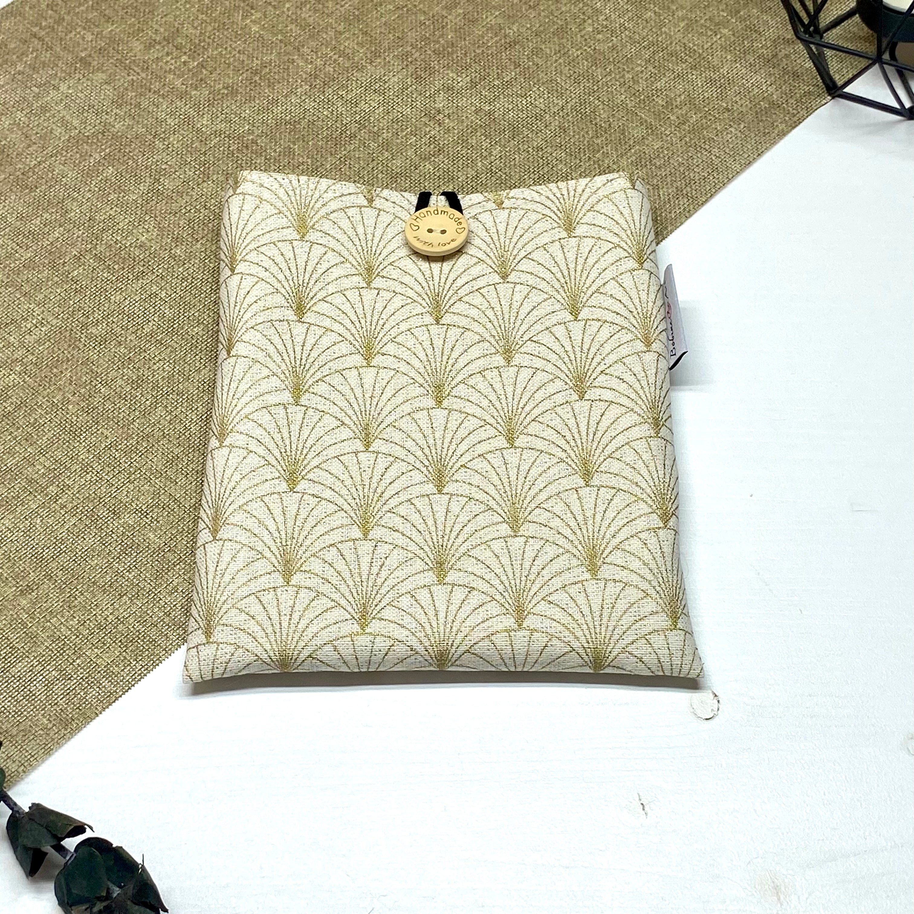 Pochette à livre de poche - Graphique or