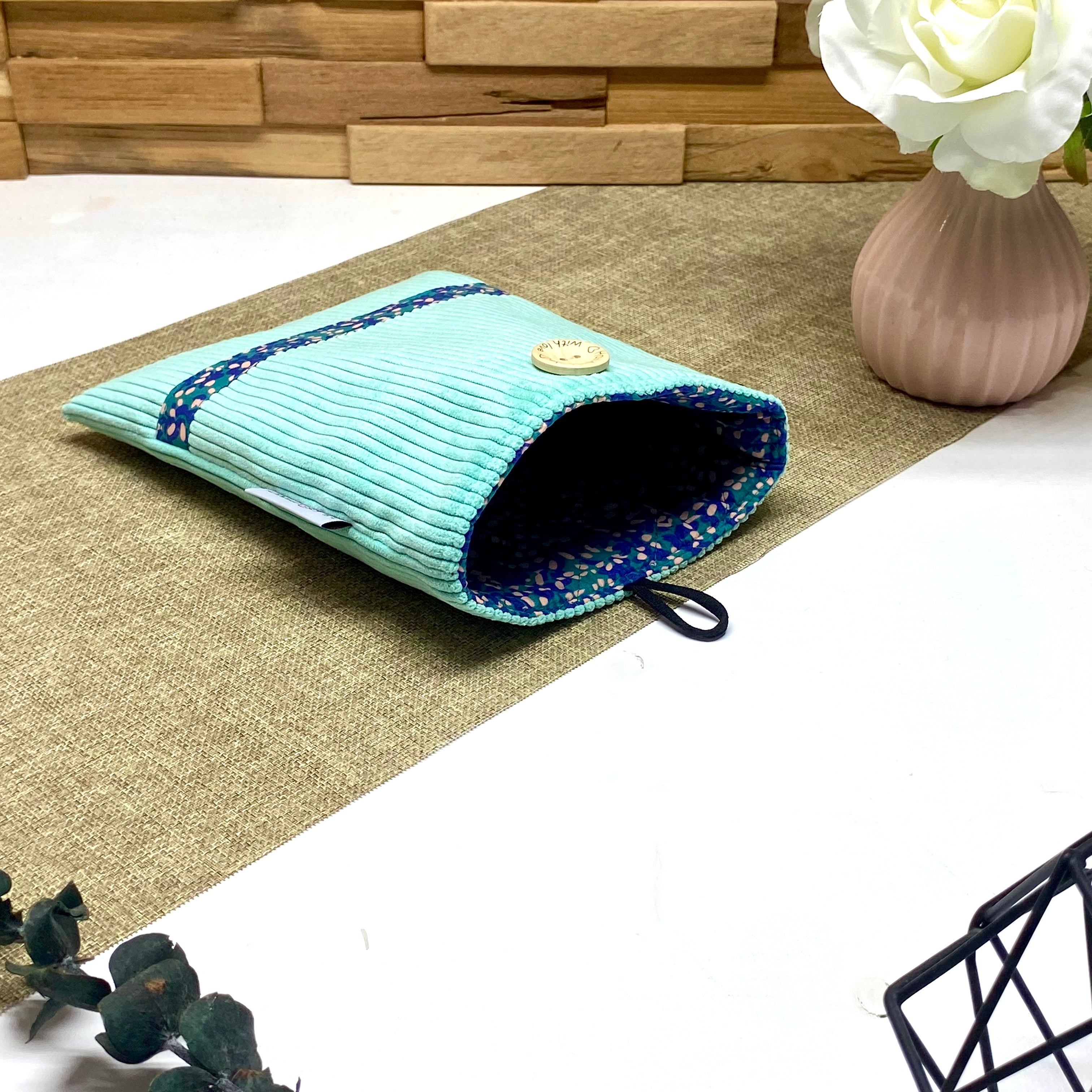 Pochette à livre de poche - Velours vert clair