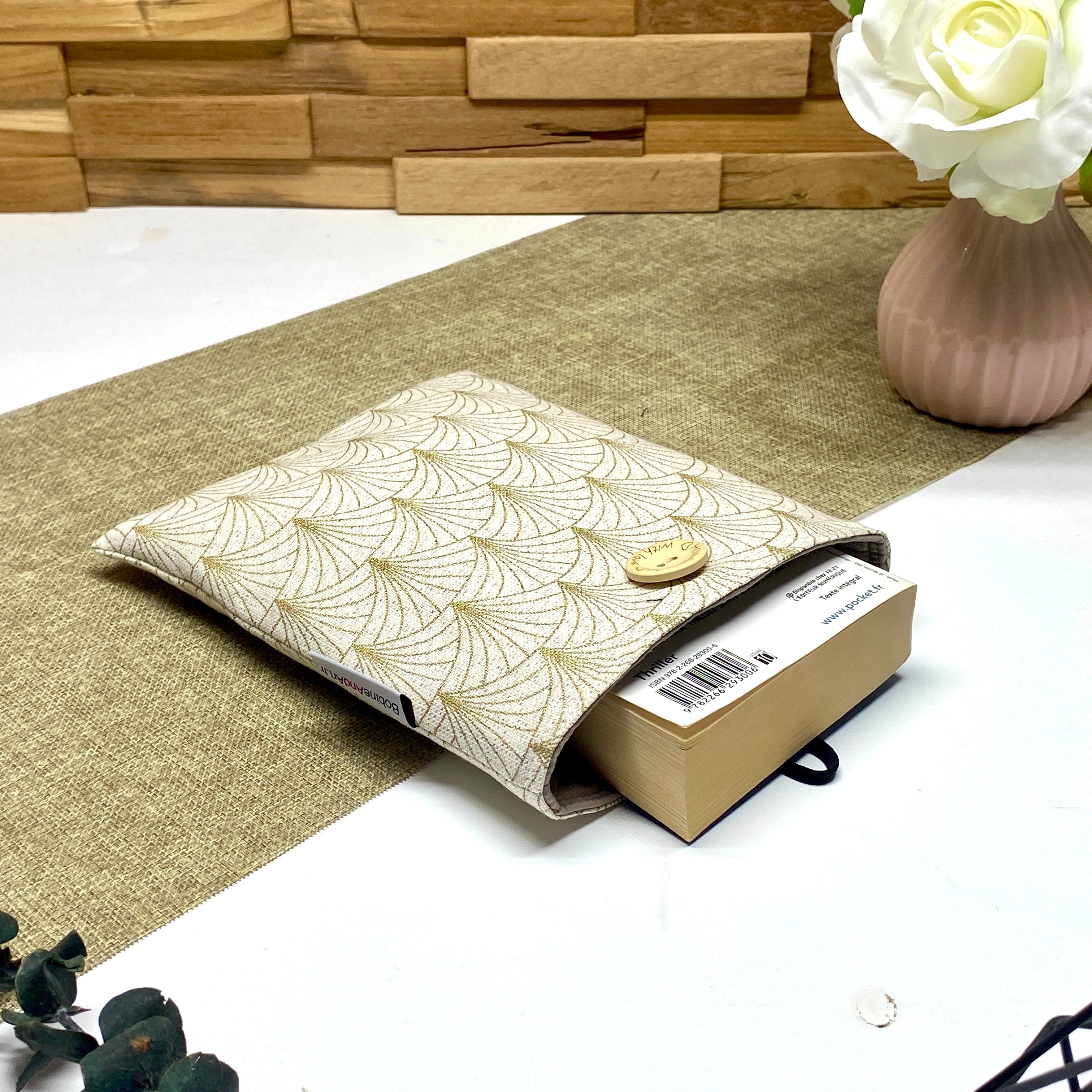 Pochette à livre de poche - Graphique or