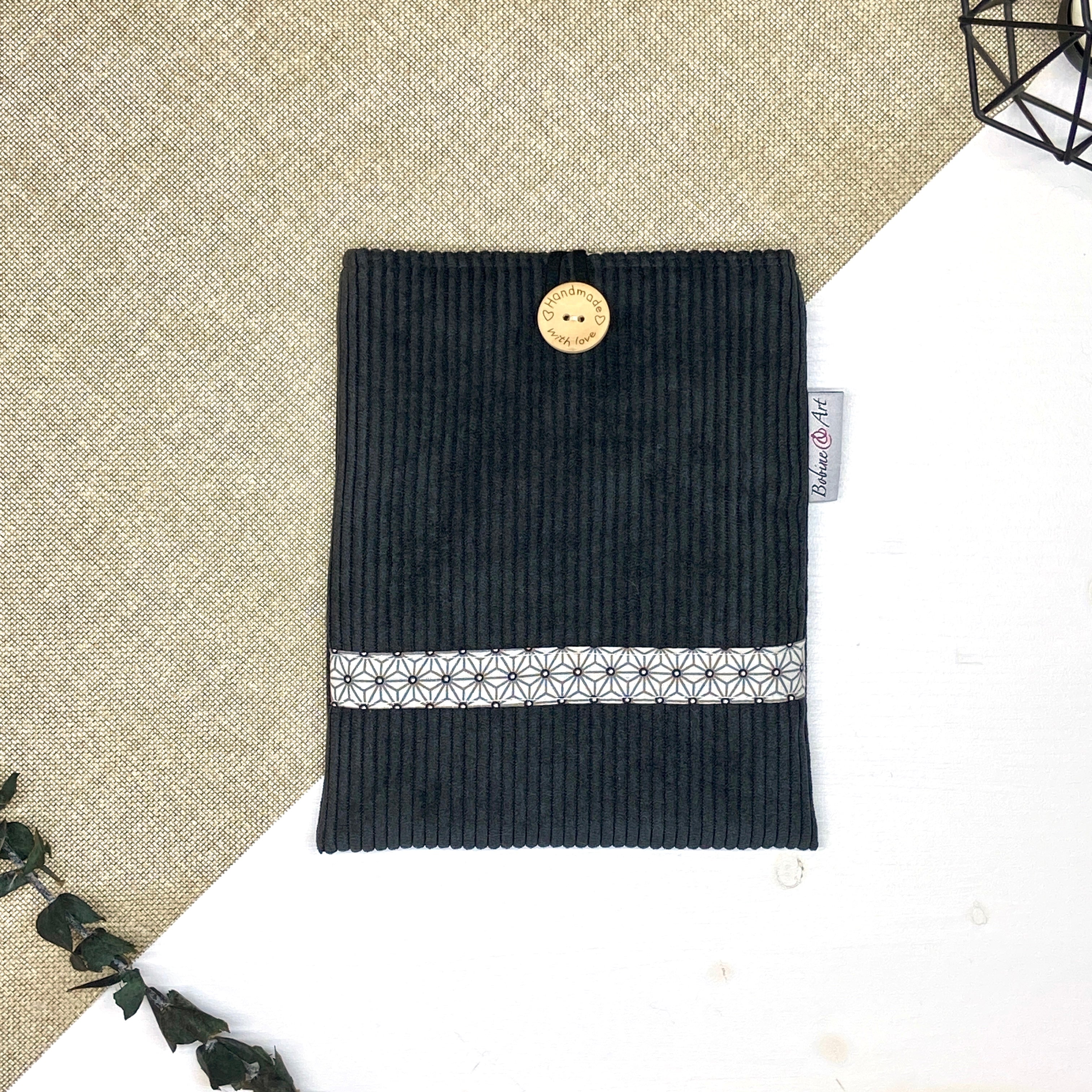 Pochette à livre de poche - Velours noir