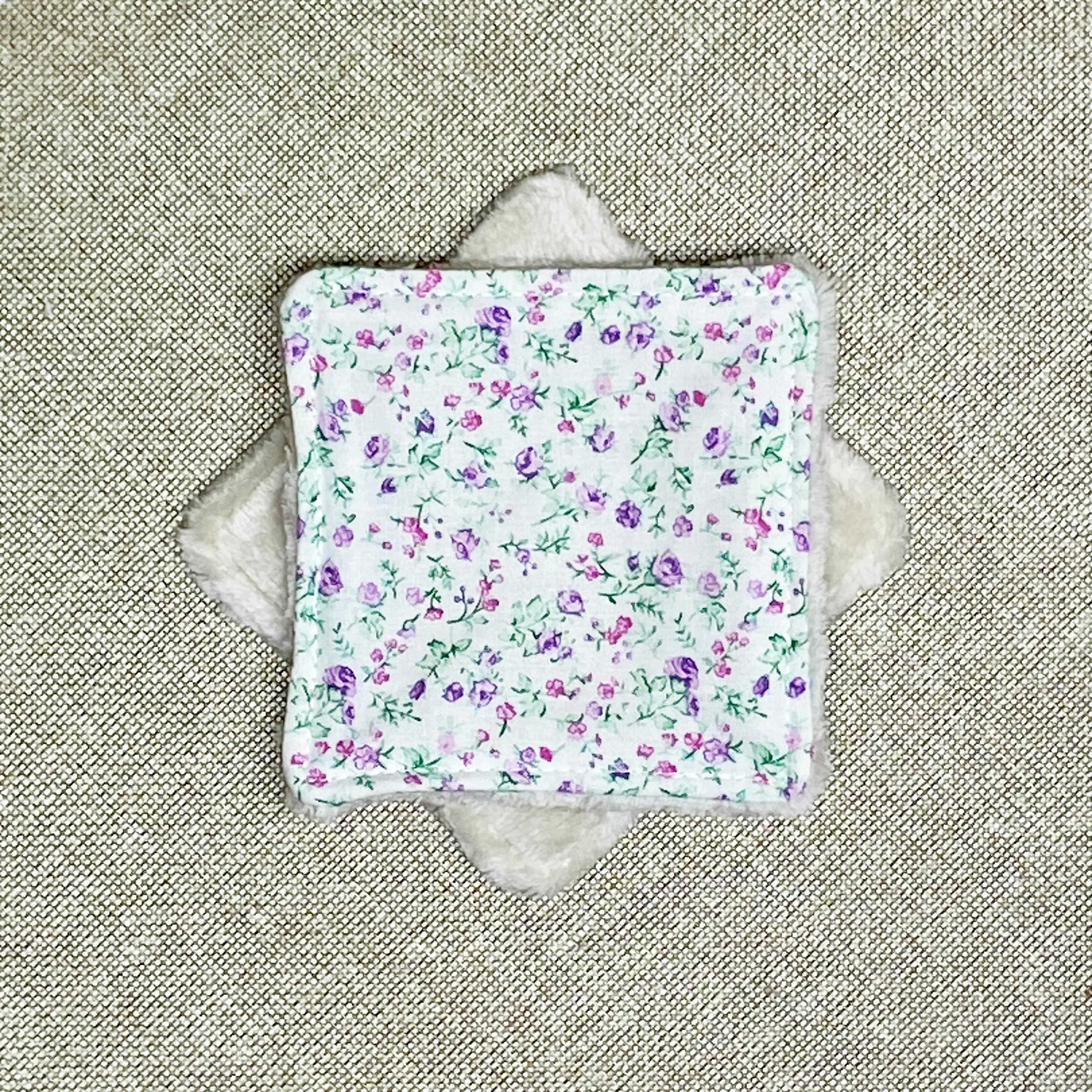 Lingette "Sans produit" - Fleur violette