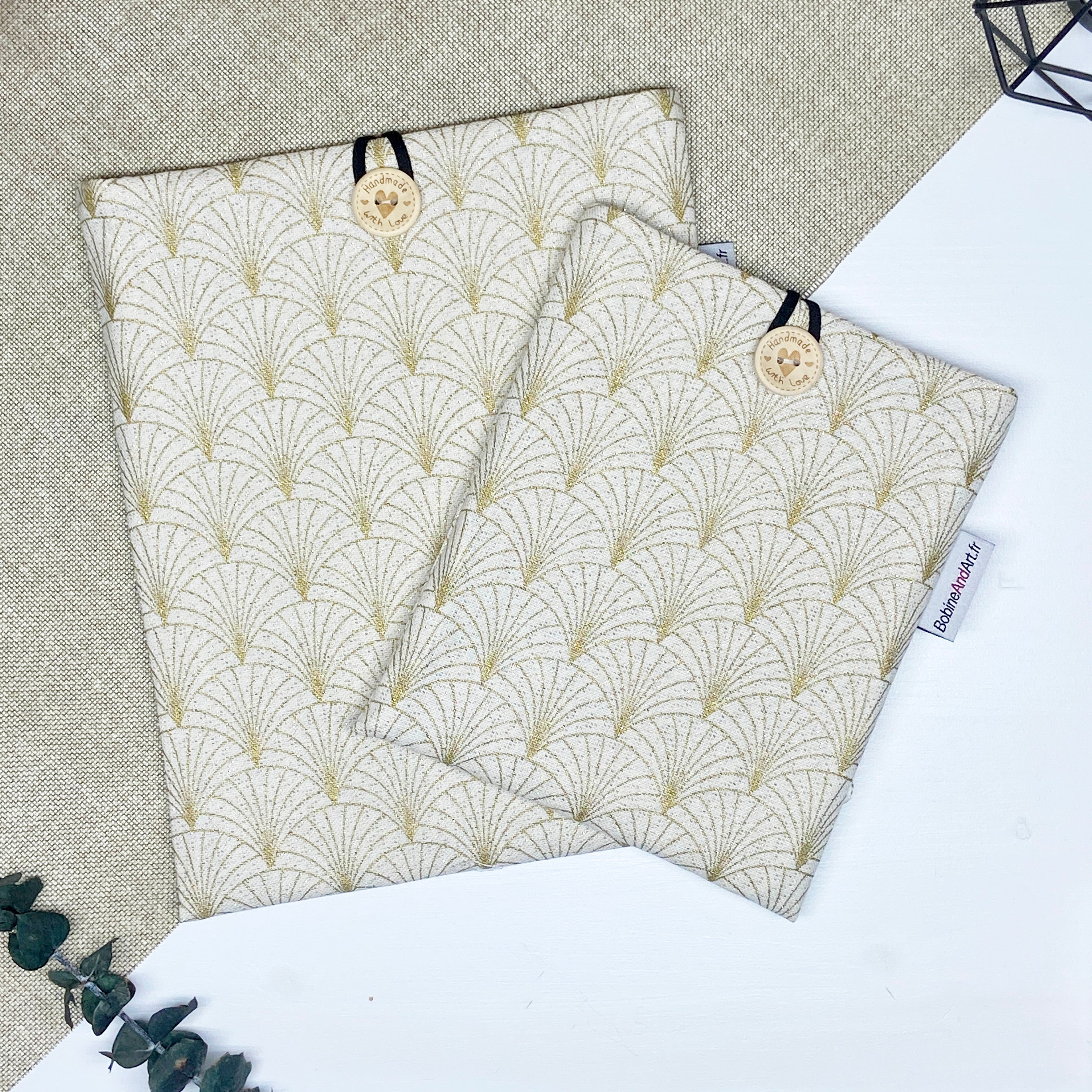 Pochette à livre - Graphique or