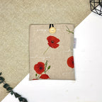 Pochette à livre de poche matelassée motif Coquelicot vue de face